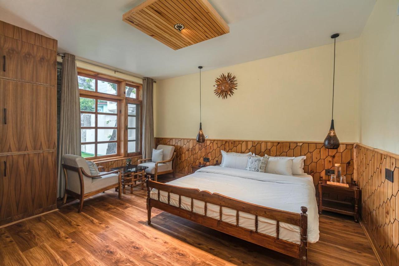 Saffronstays Monarch Manor, Manali - Regal Mansion Exterior photo