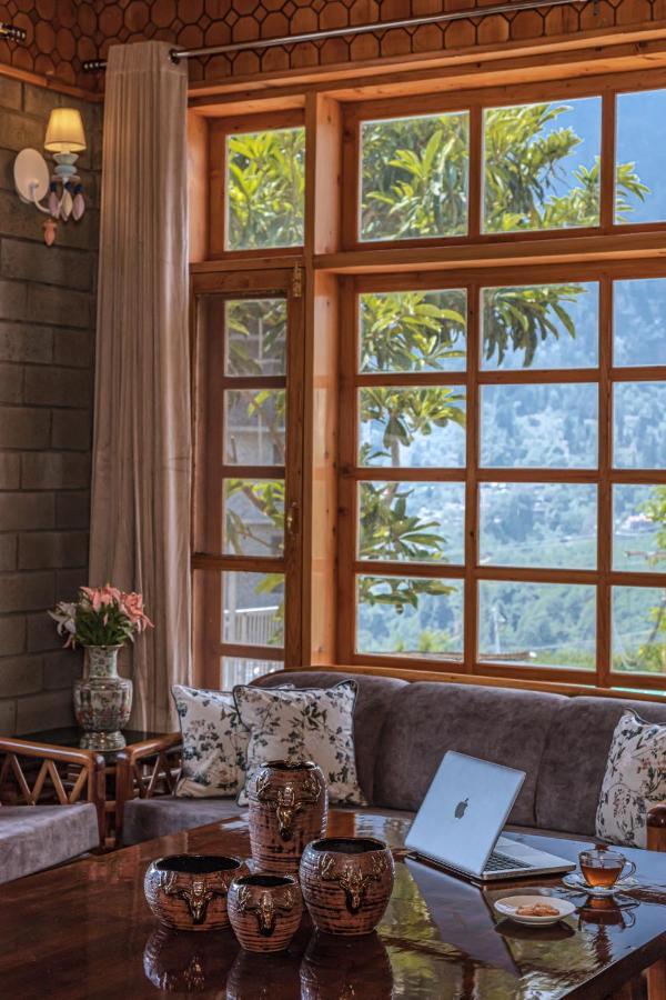 Saffronstays Monarch Manor, Manali - Regal Mansion Exterior photo