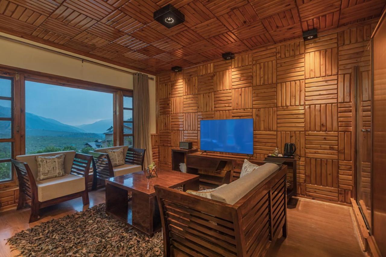 Saffronstays Monarch Manor, Manali - Regal Mansion Exterior photo